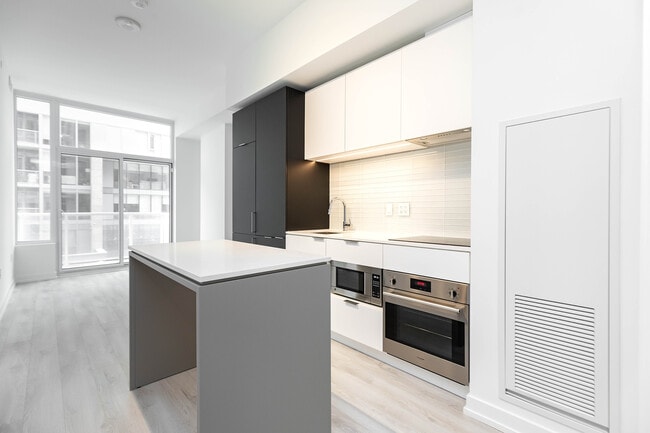 property at 33 Helendale Ave