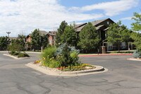 Building Photo - Parkfield Apartamentos in Denver, Colorado