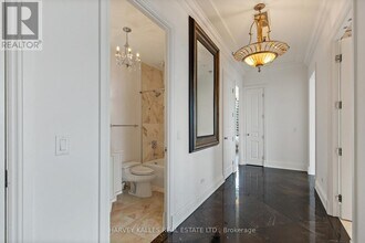183-3183 Wellington St W in Toronto, ON - Building Photo - Building Photo