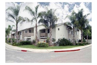 Carlsbad Sunset Senior Apartments in Carlsbad, CA - Building Photo - Building Photo