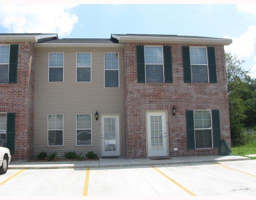 Pelican Place in Lake Charles, LA - Foto de edificio - Building Photo