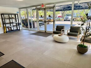 6161 NW 2nd Ave in Boca Raton, FL - Building Photo - Building Photo