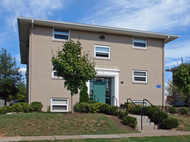 The Greenbrier in Lexington, KY - Building Photo - Building Photo