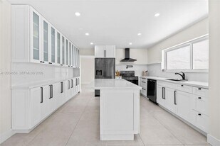 9547 SW 146th Pl in Miami, FL - Building Photo