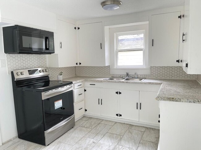 property at 508 Davis St
