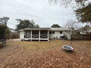 1409 Glencoe Dr in Mount Pleasant, SC - Building Photo - Building Photo