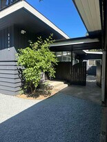 22205 64th Ave W in Mountlake Terrace, WA - Building Photo