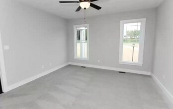 7315 Thweatt Dr in Disputanta, VA - Building Photo - Building Photo