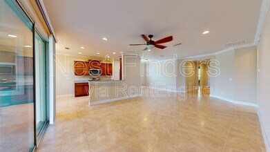 29 Lakefront Ln in St. Augustine, FL - Building Photo - Building Photo