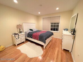 73 Ironwood Ct in Middletown, NJ - Building Photo - Building Photo