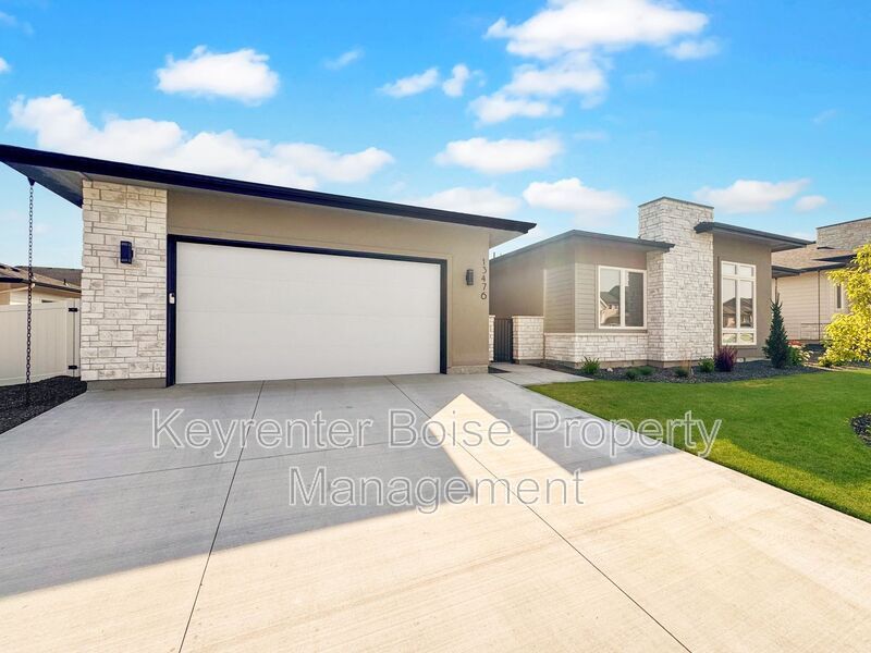 13476 N Tierra Linda Wy in Garden City, ID - Building Photo