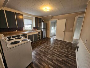 21 Clay St in Laconia, NH - Building Photo - Building Photo