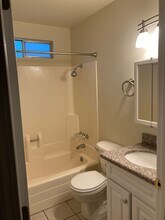 2101 Rosamond Ave in Shasta Lake, CA - Building Photo - Building Photo