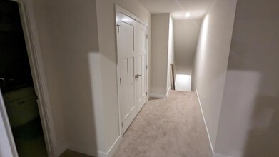 6144 Margarita Way in Frederick, MD - Foto de edificio - Building Photo