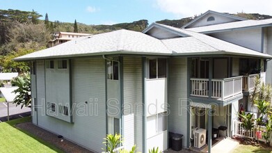 95-895 Wikao St in Mililani, HI - Building Photo - Building Photo