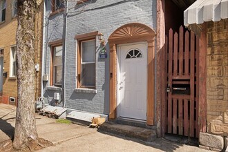 107 S 15th St in Pittsburgh, PA - Building Photo - Building Photo