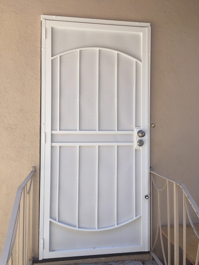 48 S Parkwood Ave, Unit Apartment 3 in Pasadena, CA - Building Photo - Building Photo