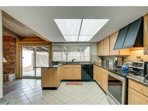 11045 McCree Rd in Dallas, TX - Building Photo - Building Photo