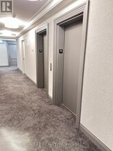 30 Elm Dr W in Mississauga, ON - Building Photo - Building Photo