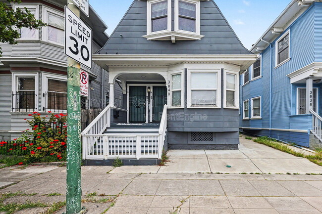 3840 Martin Luther King Jr Way in Oakland, CA - Building Photo - Building Photo