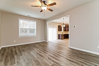 174 Carissa Dr in Smithfield, NC - Foto de edificio - Building Photo