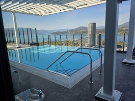 1488 Bertram St in Kelowna, BC - Building Photo