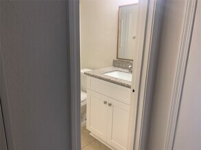 2510 Grants Lake Blvd in Sugar Land, TX - Building Photo - Building Photo