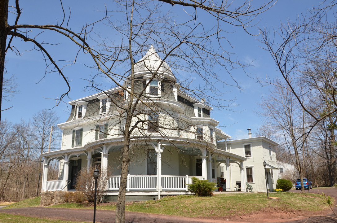 1497 Skippack Pike in Blue Bell, PA - Building Photo