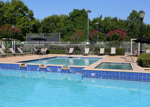 Highland Park in Fort Worth, TX - Foto de edificio - Building Photo