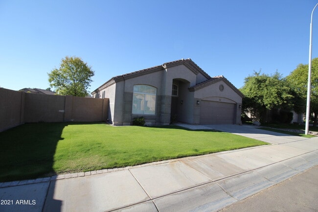 3552 S Cosmos Dr in Chandler, AZ - Building Photo - Building Photo