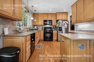 1524 Chatham Colony Ct in Reston, VA - Building Photo - Building Photo
