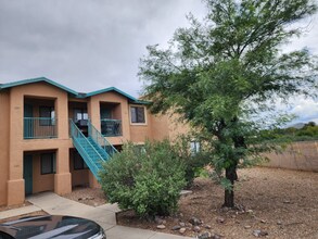 1321 N Gila St, Unit 1102 in Tucson, AZ - Building Photo - Building Photo