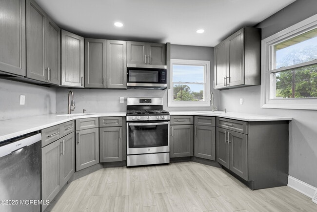 203 Orchard St in Keyport, NJ - Building Photo - Building Photo