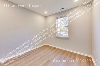 811 Lacewood Terrace in Hyattsville, MD - Building Photo - Building Photo