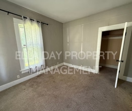 554 N Madison Ave in Wichita, KS - Building Photo - Building Photo