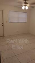 4169 SW 67th Ave in Davie, FL - Building Photo - Building Photo