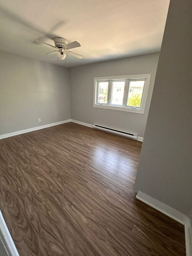 36 Rue Archambault in Gatineau, QC - Building Photo - Building Photo