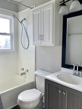 48 Briar Ln in Geneva, IL - Building Photo - Building Photo