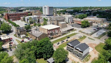 116 E Mountain St in Fayetteville, AR - Building Photo - Building Photo