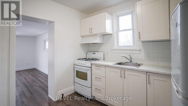 property at 138 Ross St