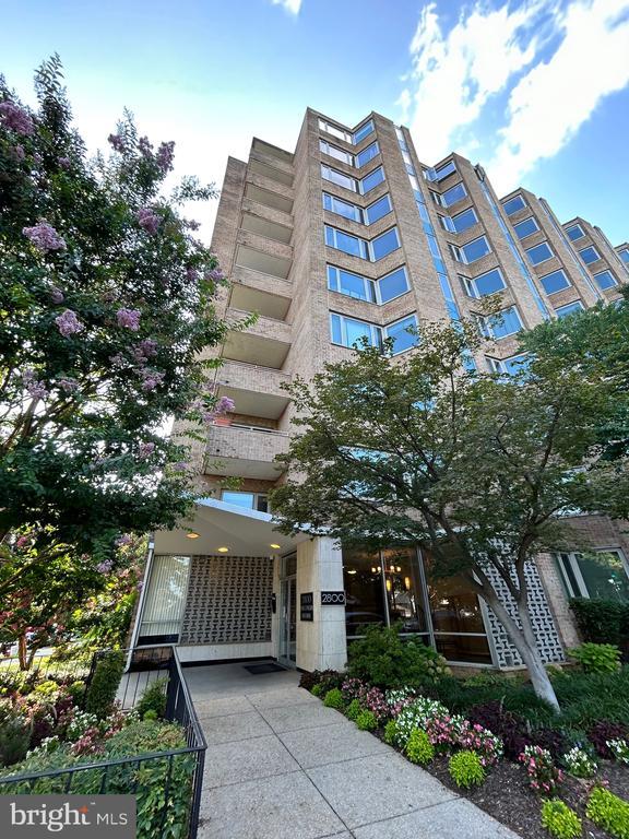 2800 Wisconsin Ave NW in Washington, DC - Building Photo - Building Photo