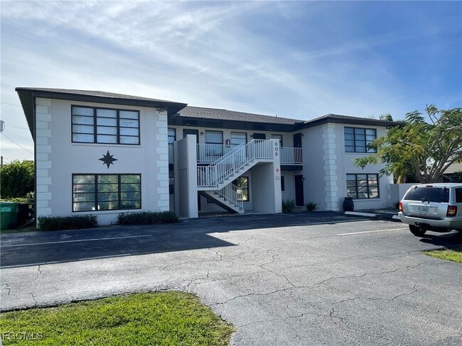 property at 608 SE 46th Ln