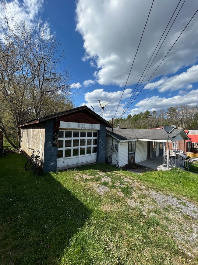 118 Elgin St in Beckley, WV - Building Photo - Building Photo