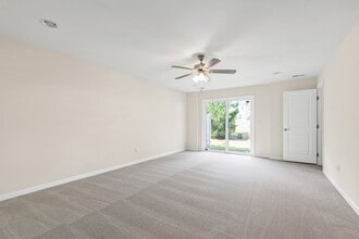 646 Berry Chase Way in Cary, NC - Building Photo - Building Photo