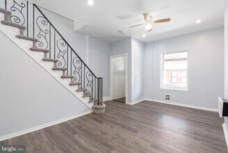 218 N Alden St in Philadelphia, PA - Building Photo - Building Photo