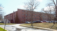 Ridgedale Apartments in Greendale, WI - Foto de edificio - Building Photo