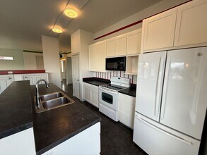 1908 Dorner Pl in Wenatchee, WA - Building Photo - Building Photo