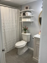 6727 Vanlynn Ln in Houston, TX - Building Photo - Building Photo