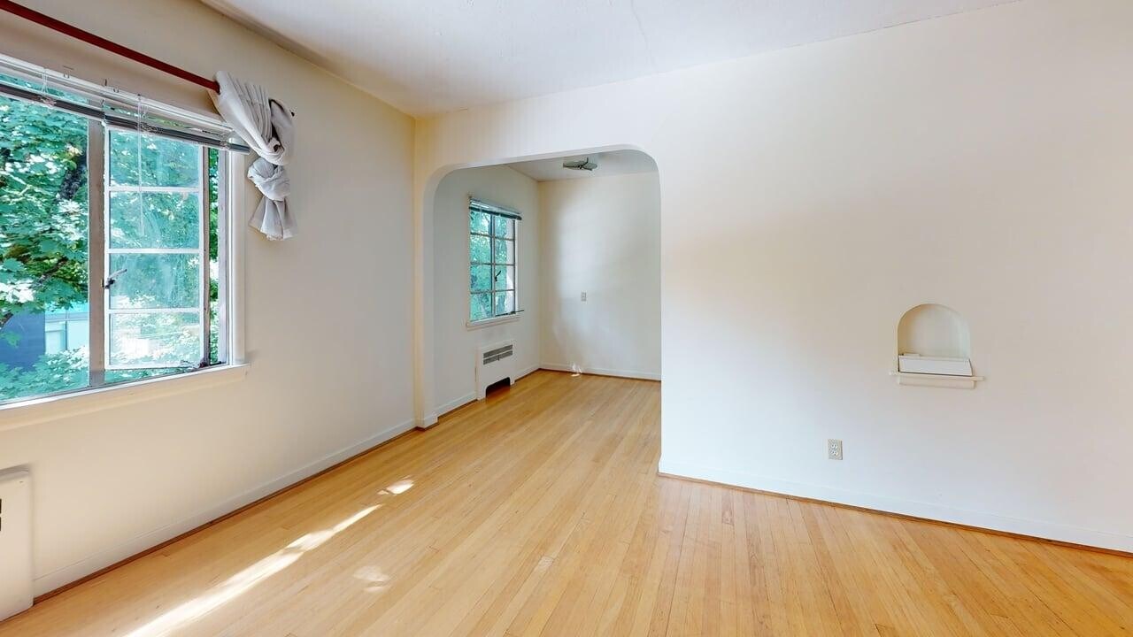 2105 W 47th Ave in Vancouver, BC - Building Photo