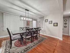 26 Lee Rd in Sharon, MA - Building Photo - Building Photo